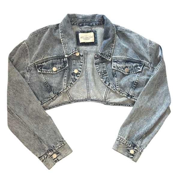 Ashley Vintage Charm Jackets & Blazers - Ashley Vintage Charm Cropped Denim Jean Jacket